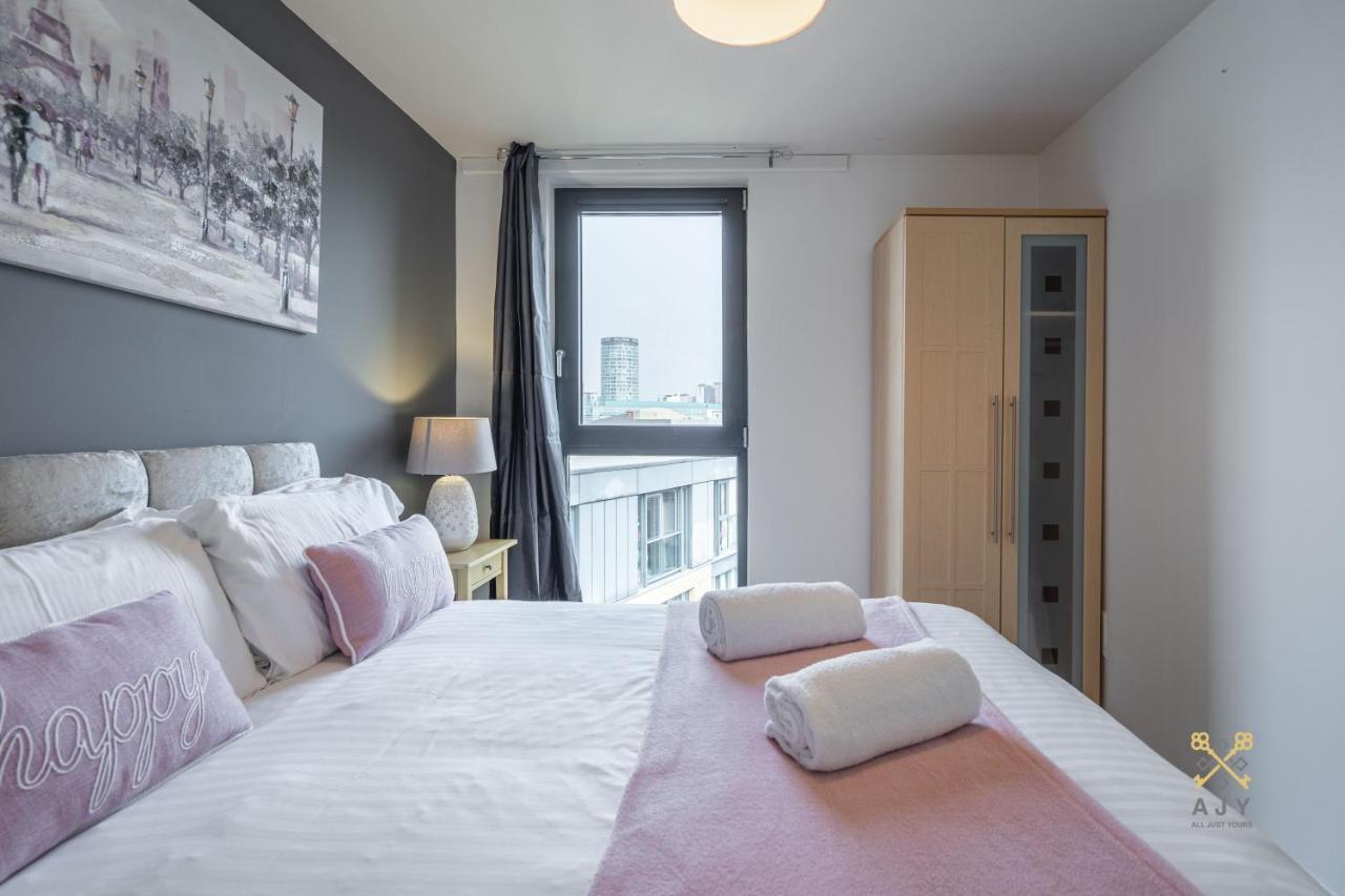 Arcadian City Centre Apartment เบอร์มิงแฮม ภายนอก รูปภาพ