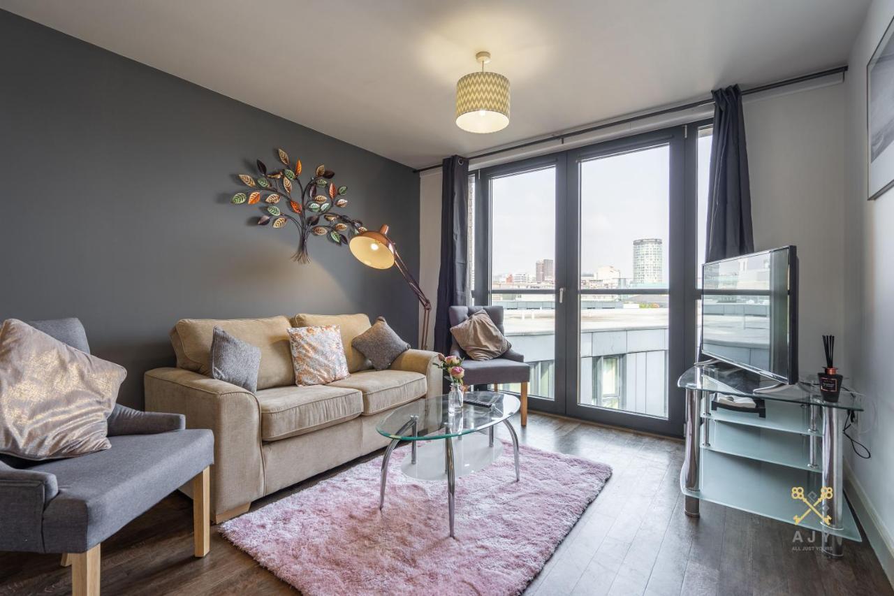 Arcadian City Centre Apartment เบอร์มิงแฮม ภายนอก รูปภาพ