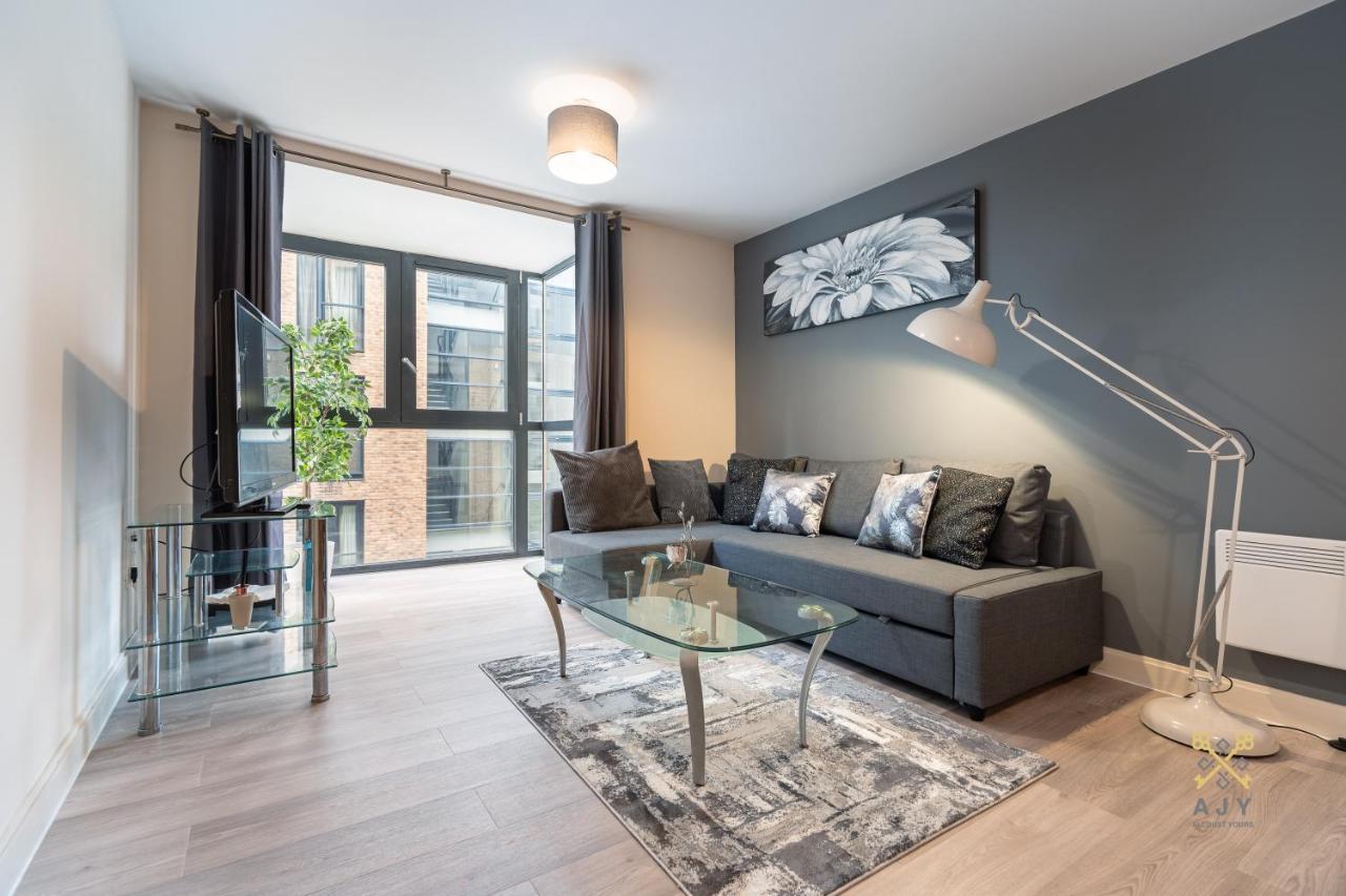 Arcadian City Centre Apartment เบอร์มิงแฮม ภายนอก รูปภาพ