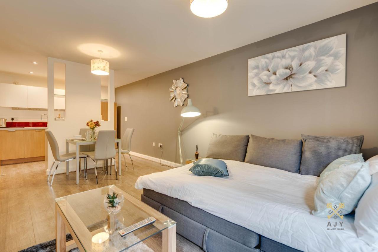 Arcadian City Centre Apartment เบอร์มิงแฮม ภายนอก รูปภาพ