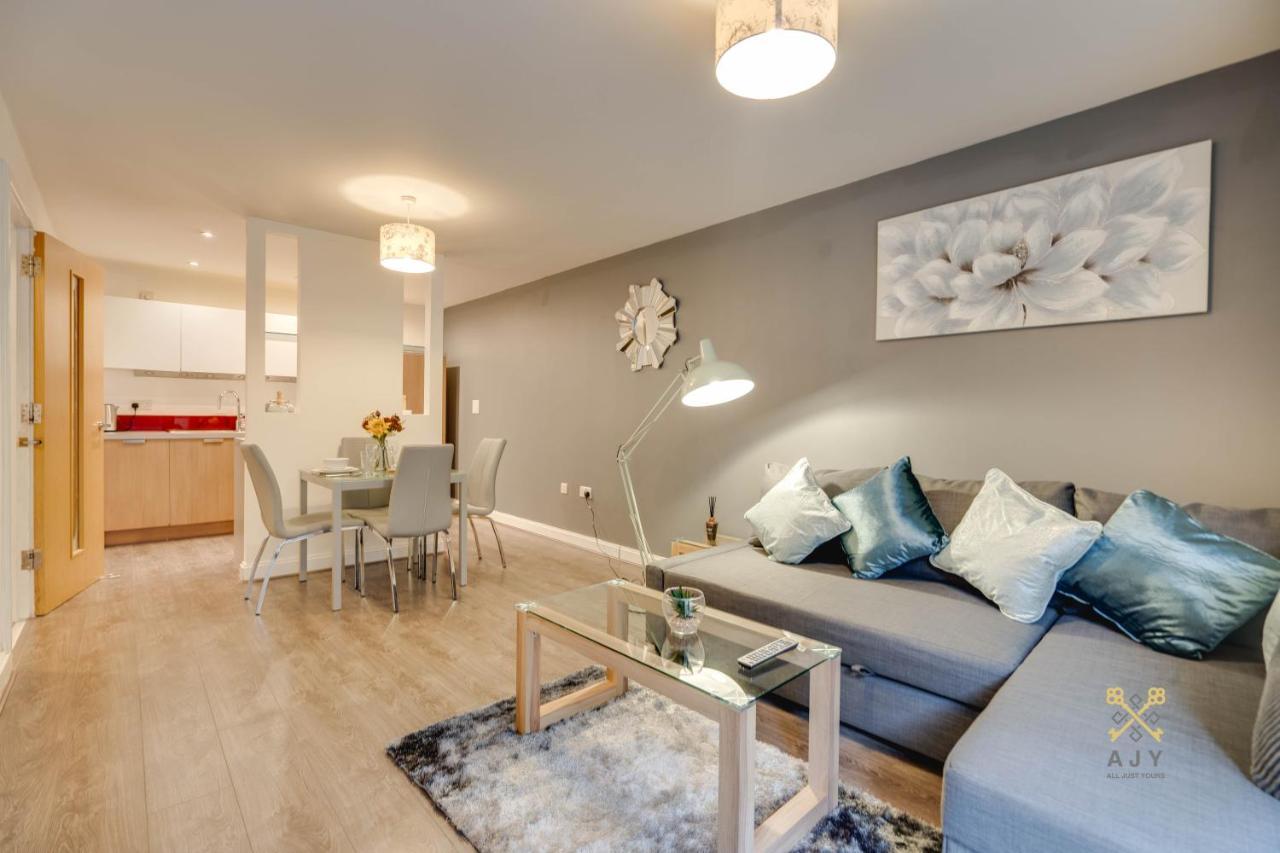 Arcadian City Centre Apartment เบอร์มิงแฮม ภายนอก รูปภาพ
